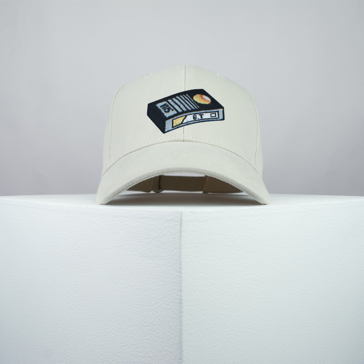 ET movie embroidered baseball cap beige / Retro VHS / alien / 80s / space / video / embroidery / patch / dad / hat / cap / clothing // Hatty Hats / iron on patch / dad hat embroidered patch / badge / applique / embroidered / punk patches / trucker hat / snapback / caps / dad hats / baseball hat / mens hat / womens hat / embroidered hat / dad cap / embroidered cap