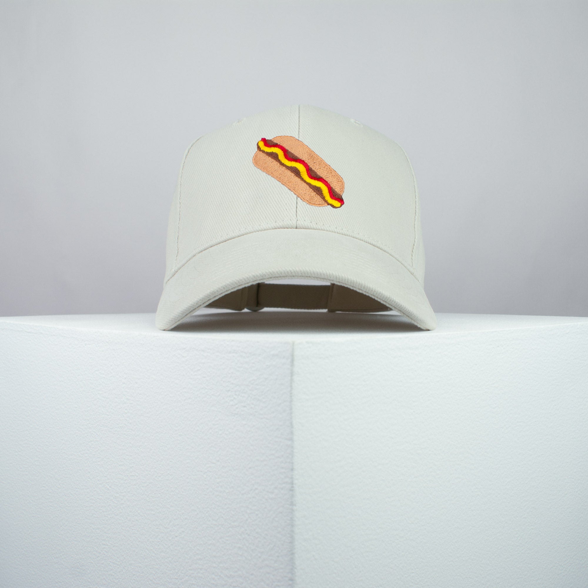 Hotdog embroidered baseball cap beige / food / hot dog / sausage / burger / embroidery / patch / hat / dad hat / cap / iron on patch / embroidered patch / badge / applique / embroidered / punk patches / trucker hat / snapback / caps / dad hats / baseball hat / mens hat / womens hat / embroidered hat / dad cap / embroidered cap
