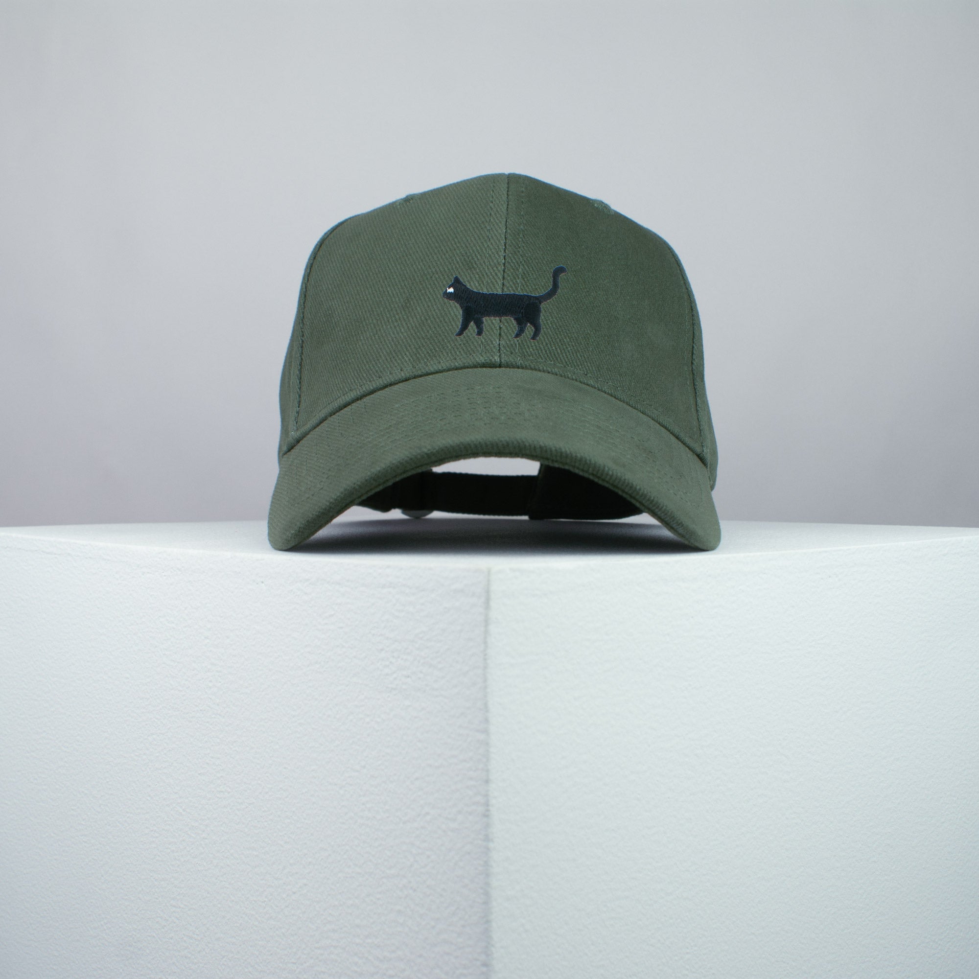 Standing Black Cat Baseball Cap