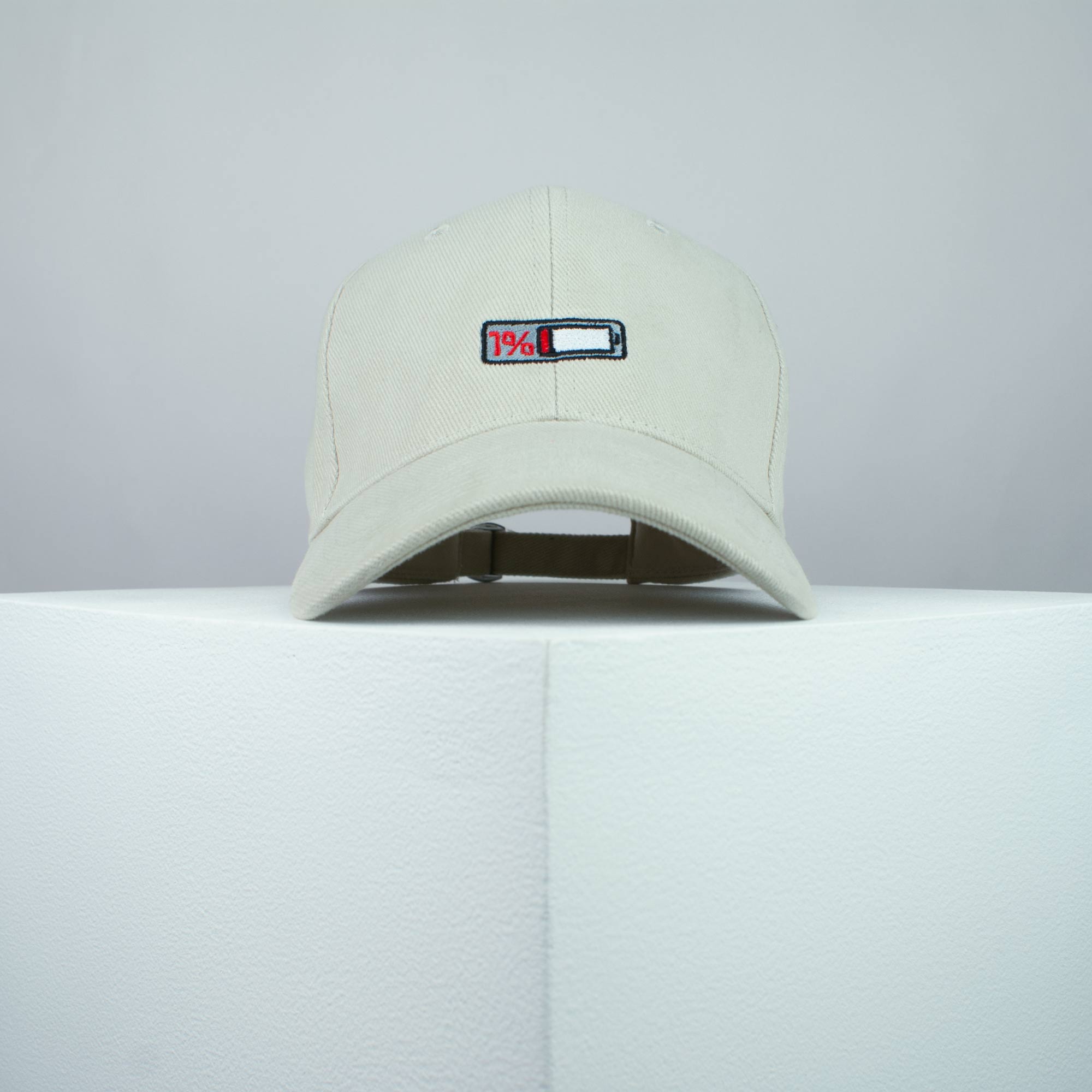 1% Battery embroidered baseball cap beige / iPhone / gift / phone / embroidery / patch / hat / dad hat / cap / iron on patch / embroidered patch / badge / applique / embroidered / punk patches / trucker hat / snapback / caps / dad hats / baseball hat / mens hat / womens hat / embroidered hat / dad cap / embroidered cap