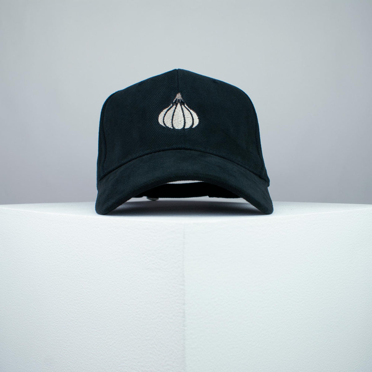 Garlic clove embroidered baseball cap black / food / gift / vegan / embroidery / patch / hat / dad hat / cap / iron on patch / embroidered patch / badge / applique / embroidered / punk patches / trucker hat / snapback / caps / dad hats / baseball hat / mens hat / womens hat / embroidered hat / dad cap / embroidered cap