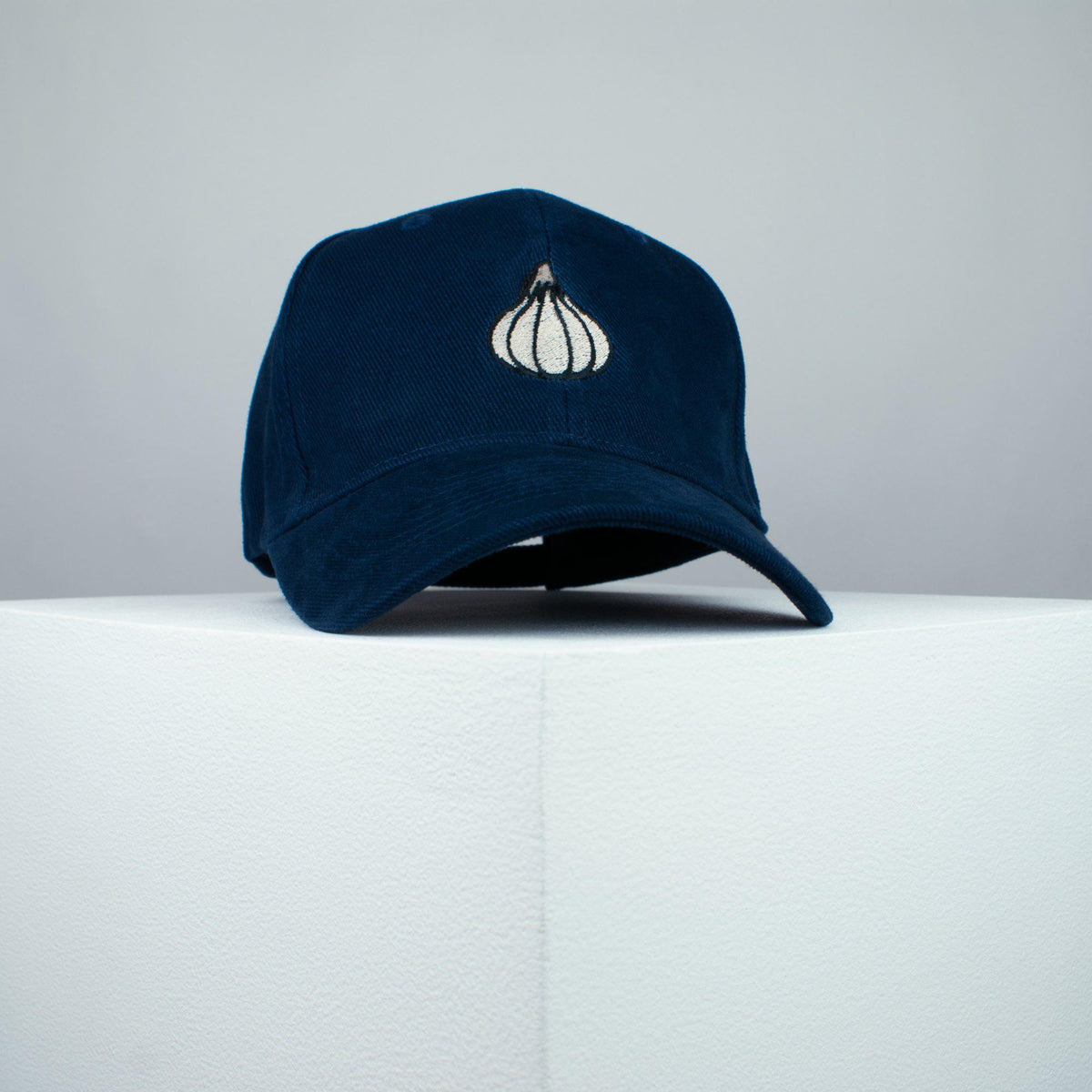 Garlic clove embroidered baseball cap (8 hat colours) / food / gift / vegan / embroidery / patch / hat / dad hat / cap / iron on patch / embroidered patch / badge / applique / embroidered / punk patches / trucker hat / snapback / caps / dad hats / baseball hat / mens hat / womens hat / embroidered hat / dad cap / embroidered cap 1